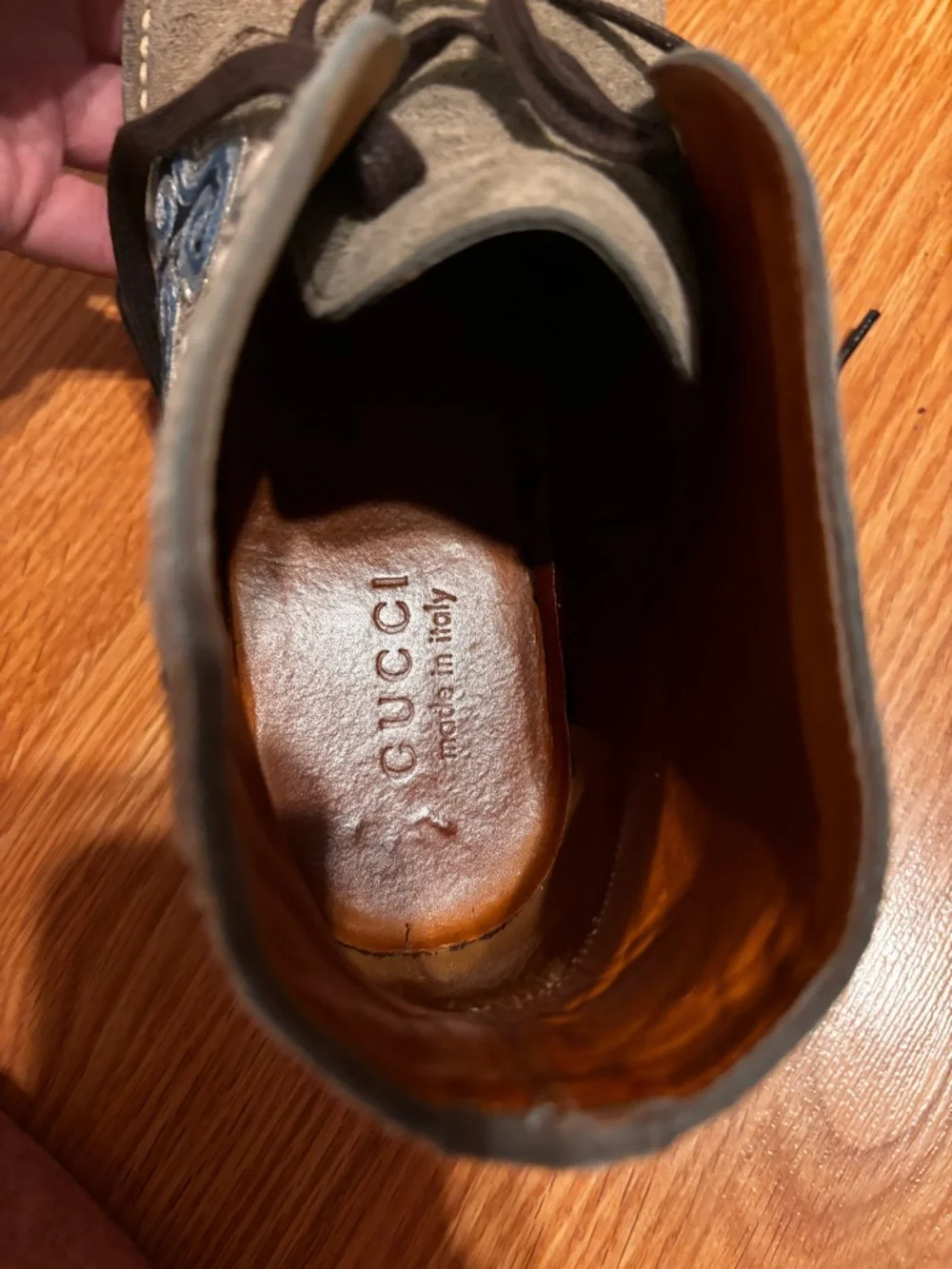 Gucci Taupe Suede Chukka Boots with Embroidered Tiger - Picture 2 of 6